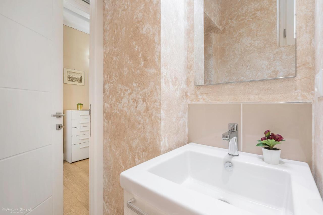 Wine Apartments Florence Barolo Luaran gambar
