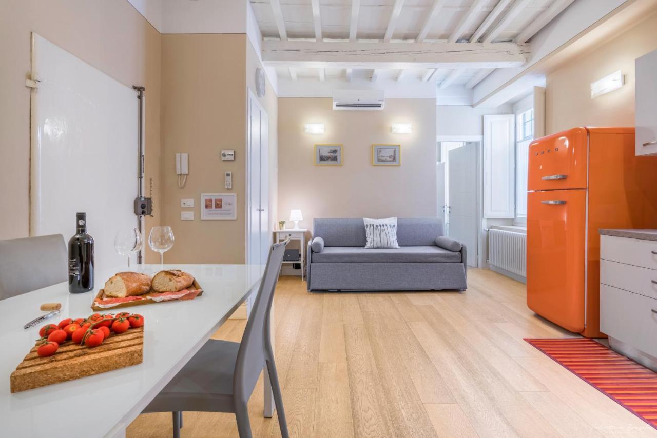 Wine Apartments Florence Barolo Luaran gambar